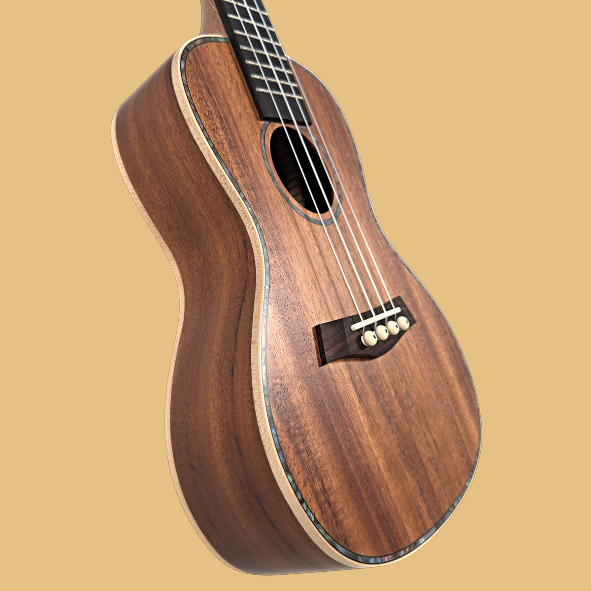 Kohola Deluxe Solid Top Concert Ukulele